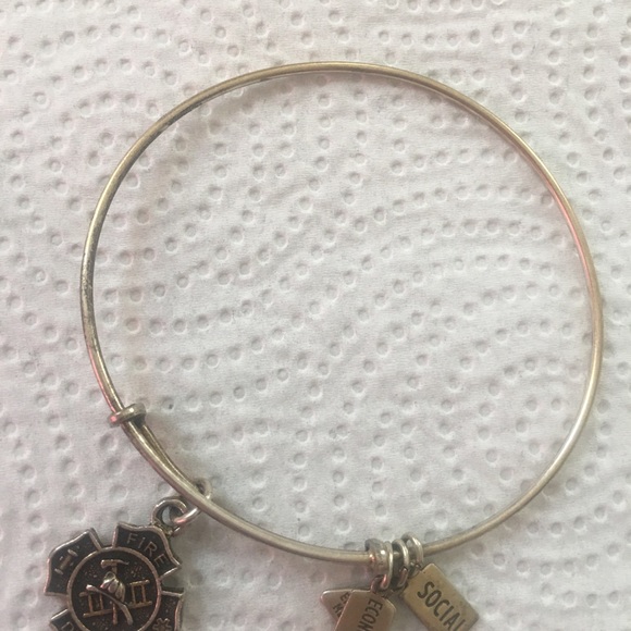 Bangle charms - Picture 2 of 3